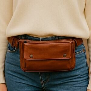 Spikes & Sparrow Brown Leather Waist Bag SPK-1134 Cognac NWOT Unisex